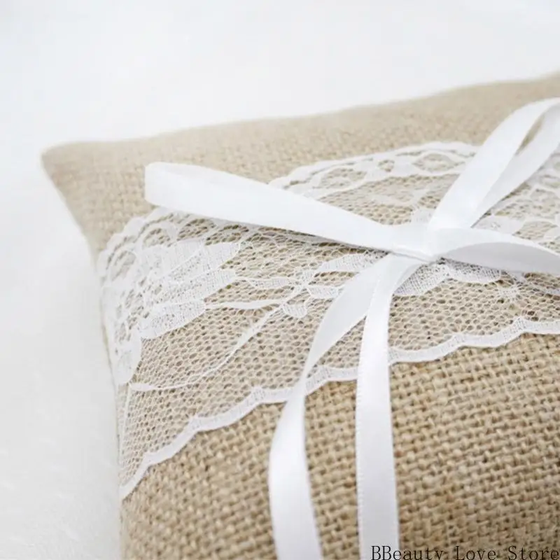 부드럽고 우아한 흰색 반지 베개 웨딩 베개 사진 소품 장식