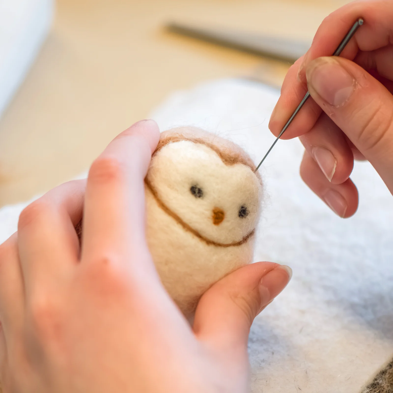 

36 Colors Wool Roving Felting Fiber Wool Yarn Assorted Shades for Needle Wet Felting DIY Crafts Woolen Yarn for Felt