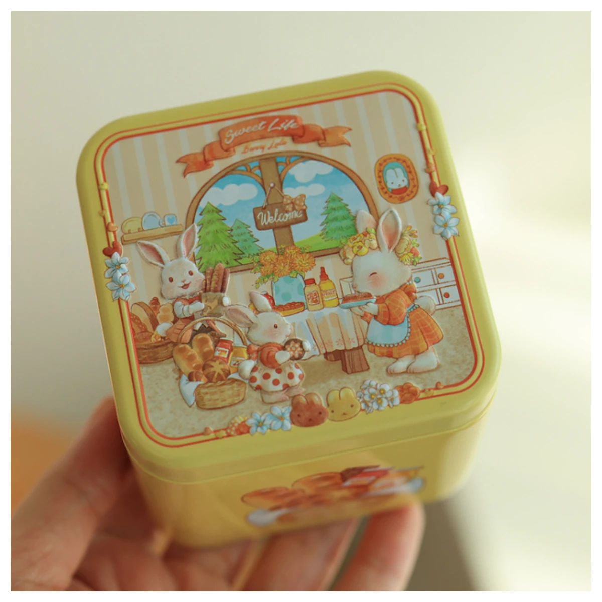 New 3D Tin Candy Box Kids Gifts Small Square Iron Easter Cookie Storage Box Portable Rabbit Gift Box for Birthday Wedding Decor