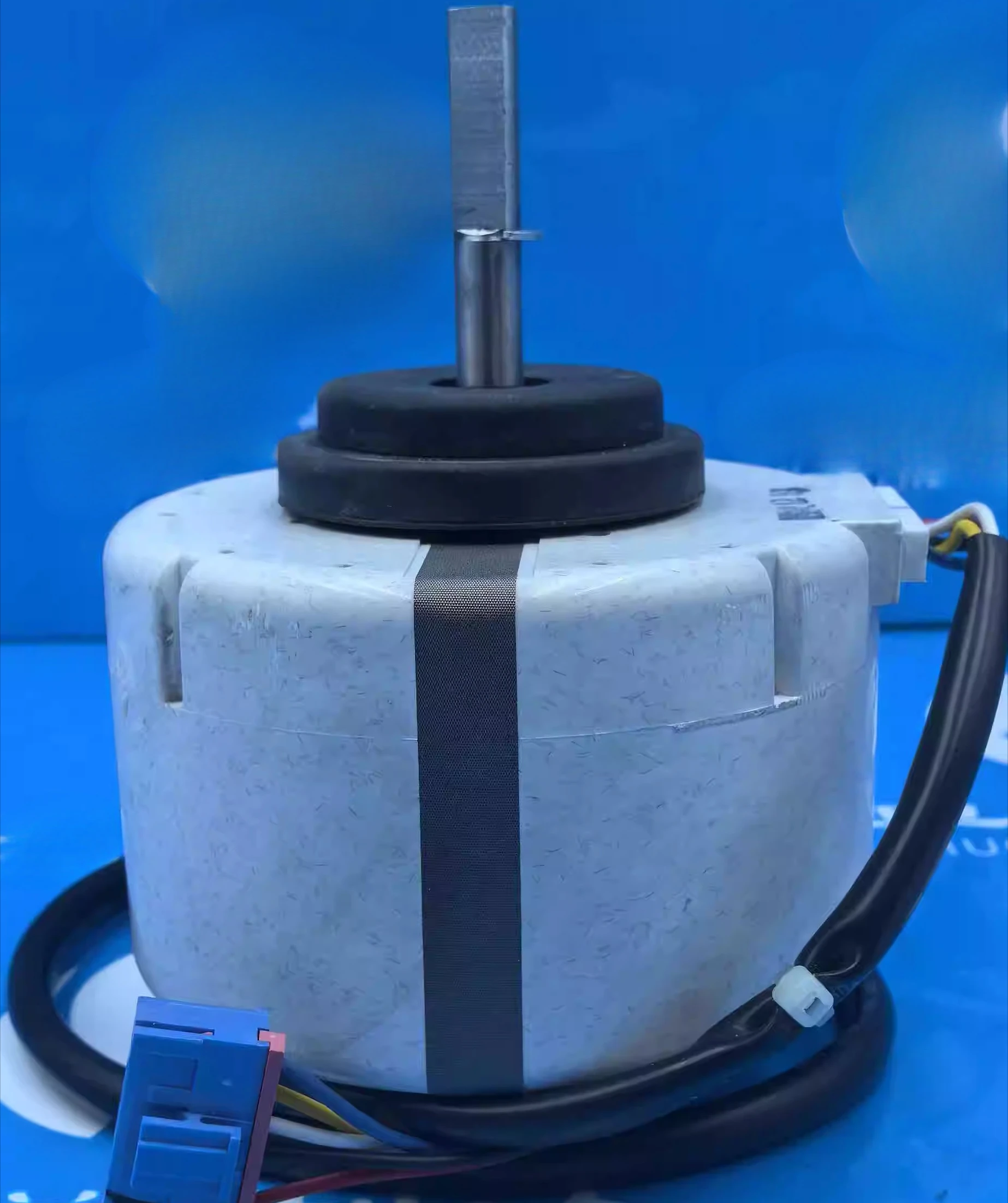 DB31-00332B is suitable for Samsung central air conditioner air duct machine internal motor FDA6531SSH