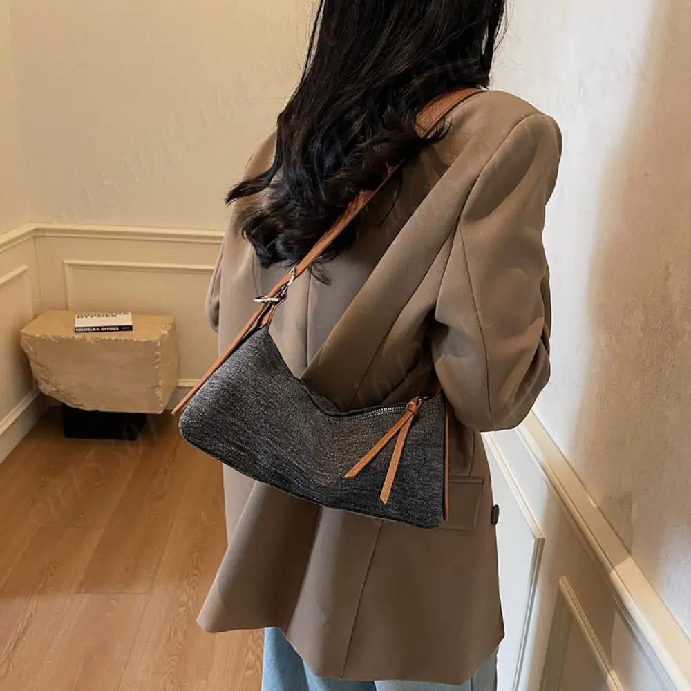 

Women Denim Pillow Bag Wear Resist All-Match Underarm Pouch Zipper Closure Simple Armpit Bag Travel Shopping Shoulder Bag
