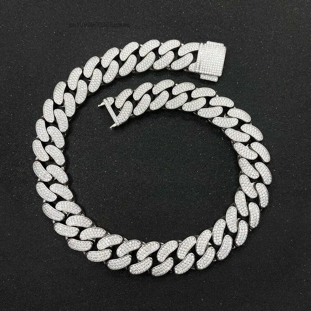 Luxury Luxury Fashion Jewelry Large 20mm Vvs Moissanite Cuban Chain S925 Silver Rapper Necklace.