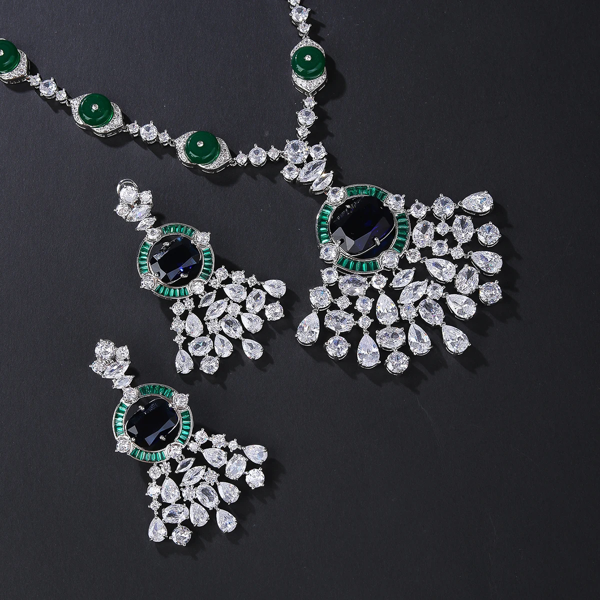 Luxury Elegant WaterDrop Cubic Zirconia fan-shaped Pendant Design Necklace Earrings Set Lady Party Accessories Wholesale CN11553