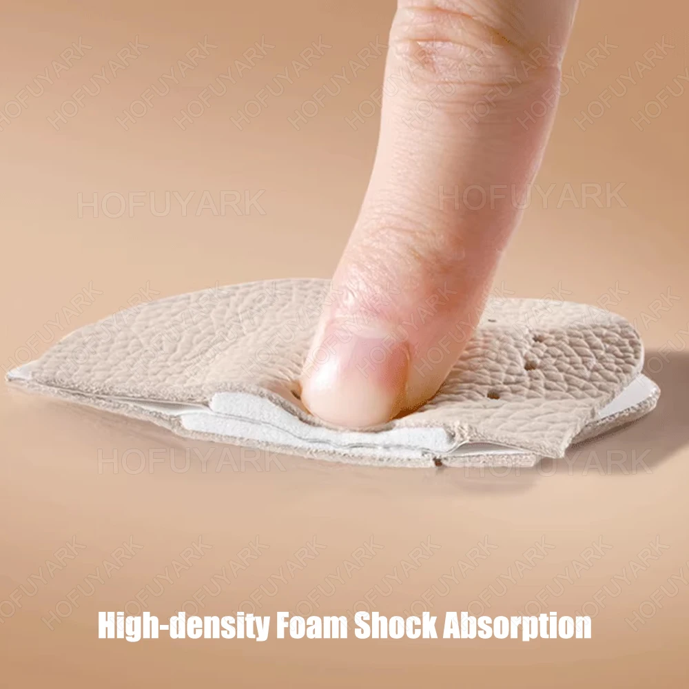 แผ่นรองกันลื่น 4 ชิ้น สำหรับรองเท้าส้นสูงผู้หญิง รองเท้าแตะ สติ๊กเกอร์กันลื่น แผ่นรองหน้าเท้า รองเท้าแตะผู้ชาย บรรเทาอาการปวด แผ่นรองนิ้วเท้า