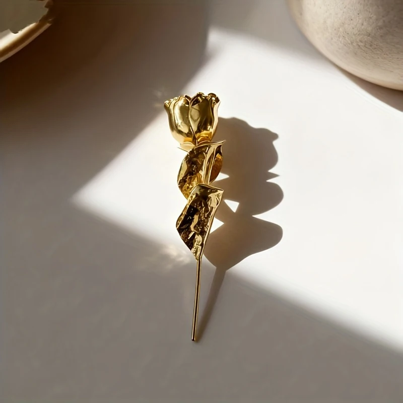 High-end Gold Color Rose Flower Brooch Suit Coat Badge Fashion Jewelry Lapel Pins For Women And Men Gift Accessories