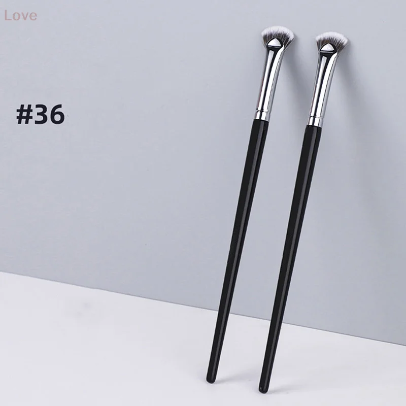 [L&P] 1 قطعة فرشاة رموش على شكل مروحة ناعمة لا تساقط جمال احترافي لأداة تلطيخ مسحوق تمييز الماسكارا