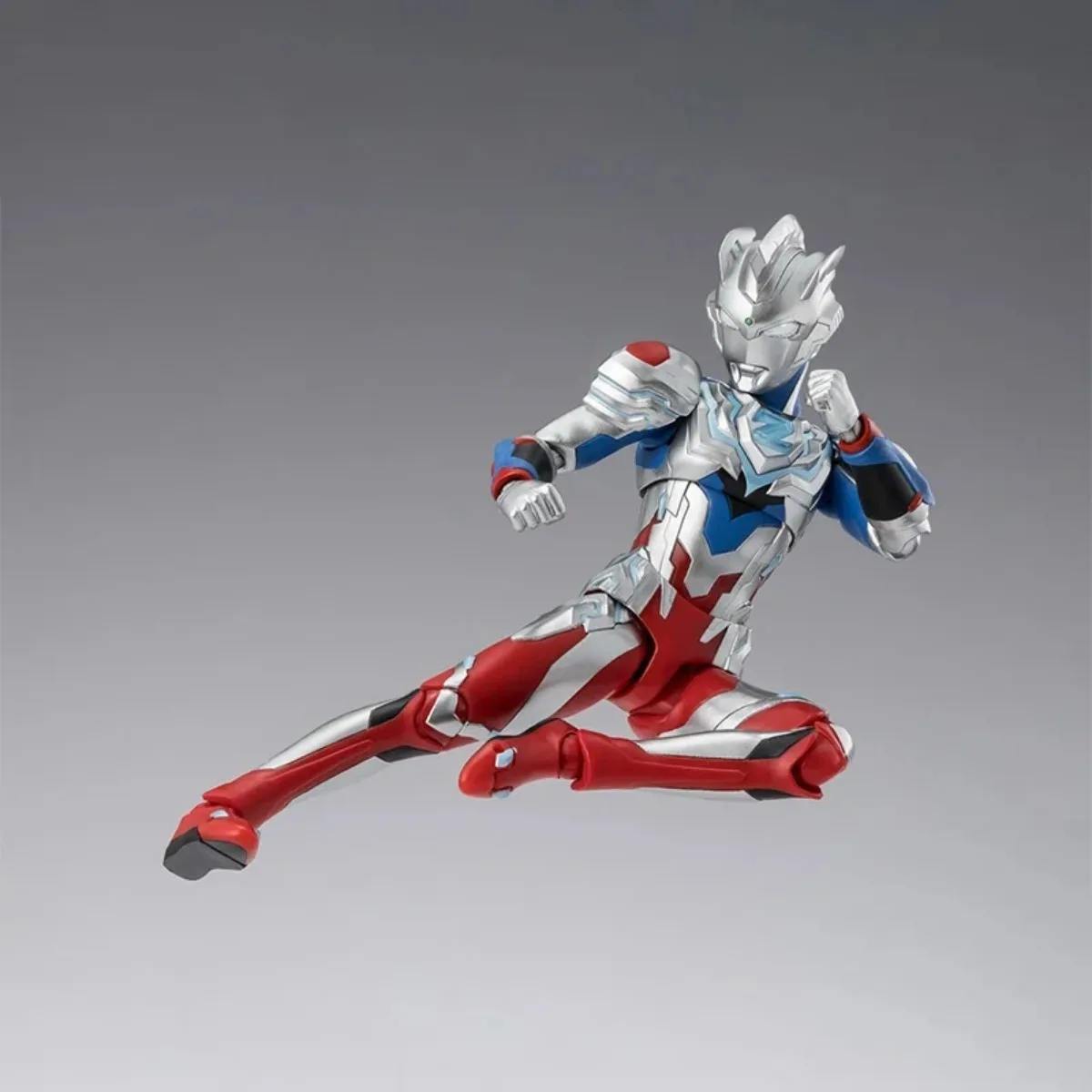 オリジナルバンダイ本物在庫あり SHF ウルトラマン Z アルファエッジ ウルトラマン Z アニメコレクションアクションフィギュアモデルキットおもちゃギフト