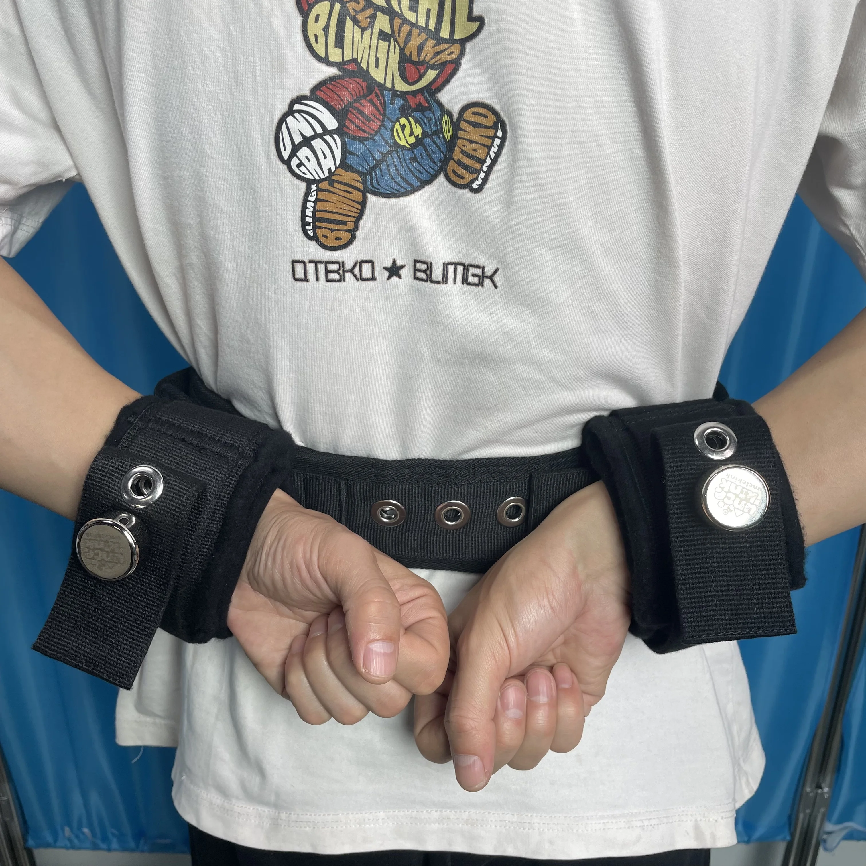Breathable Washable Medical Restraints Magnetic Quick-Release Mechanism Hand and Waist Belt Anti-Tamper Autism Care Solution