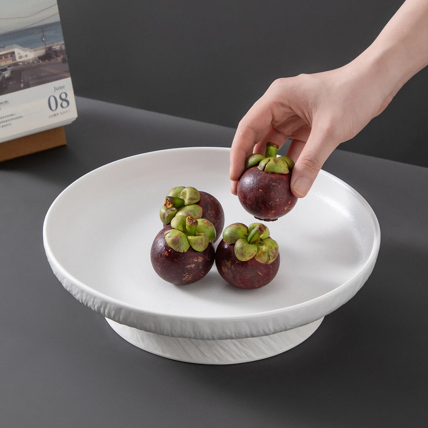 

Black Stone Pattern Ceramic Fruit Plate Home Round Dessert Pastry Plate Restaurant Storage Tray Japanese Sushi Tray Home Decor