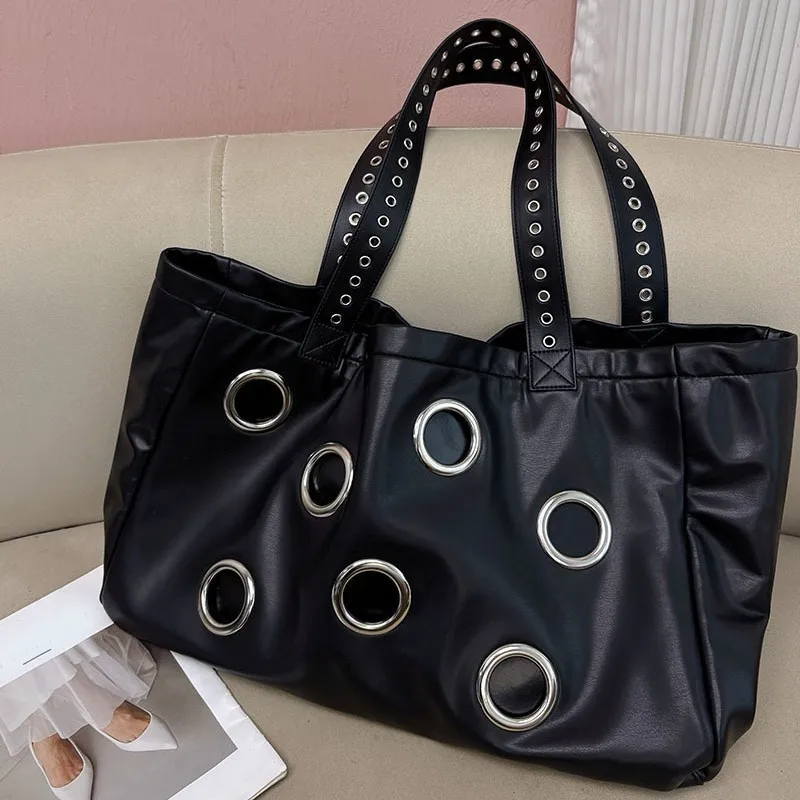 

Hollow Rivet Tote Bags for Women Shoulder Bag Soft PU Leather Handbags and Purses Luxury Studded Shopper Large Women Bag Clutch