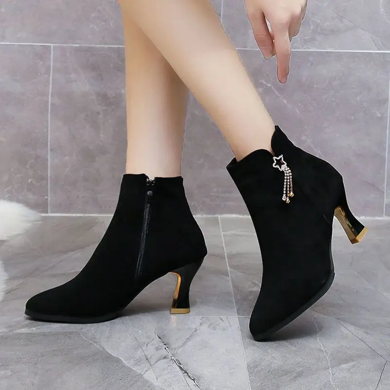 

Pointed Toe Women's Ankle Boots Suede Autumn Winter Designer Luxury Female Short Shoes Pu High Quality On Promotion Goth Booties