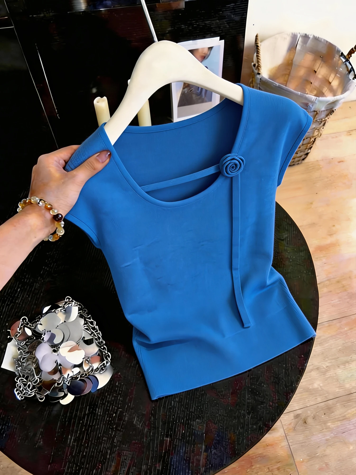 

Elegant Gentle Design Petal Sash Knitted Top Women's Slimming Summer New Style Short Sleeve Base Shirt Casual Loose Fit