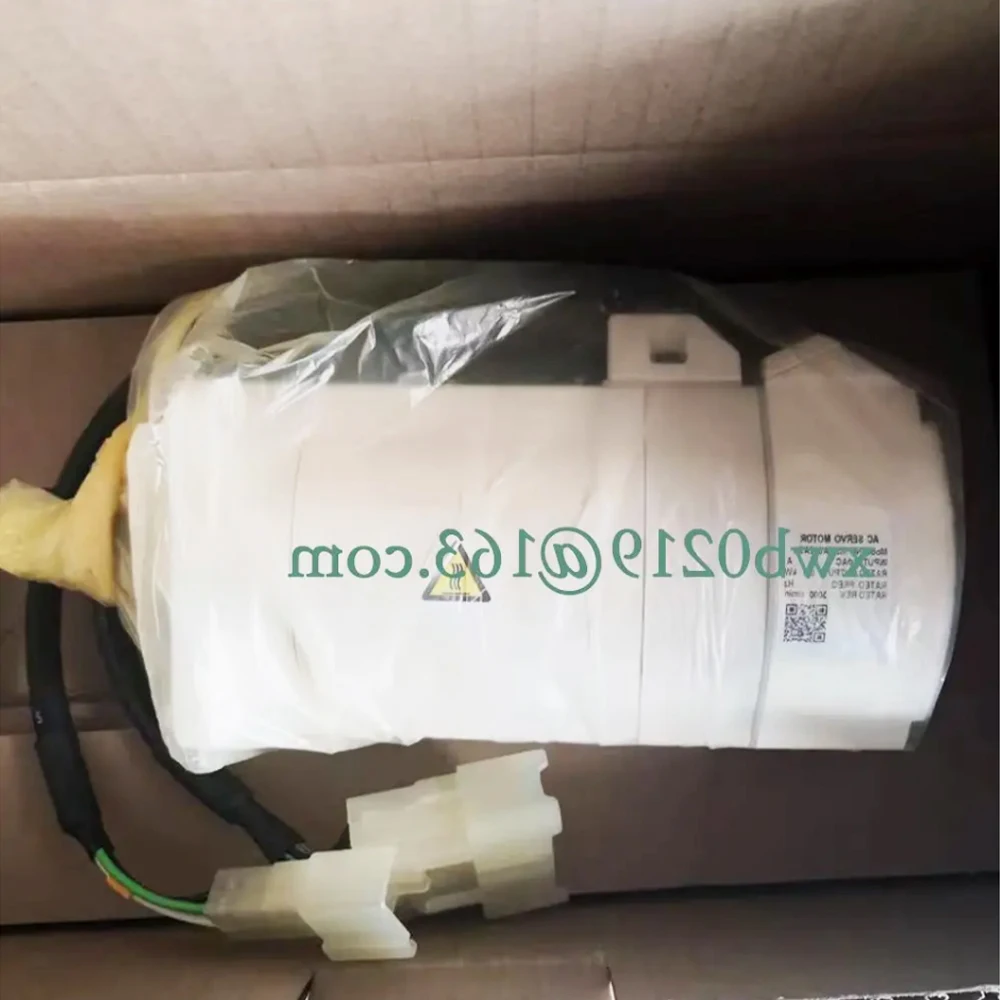 Brand New Original Servo Motor MSMZ042B1F