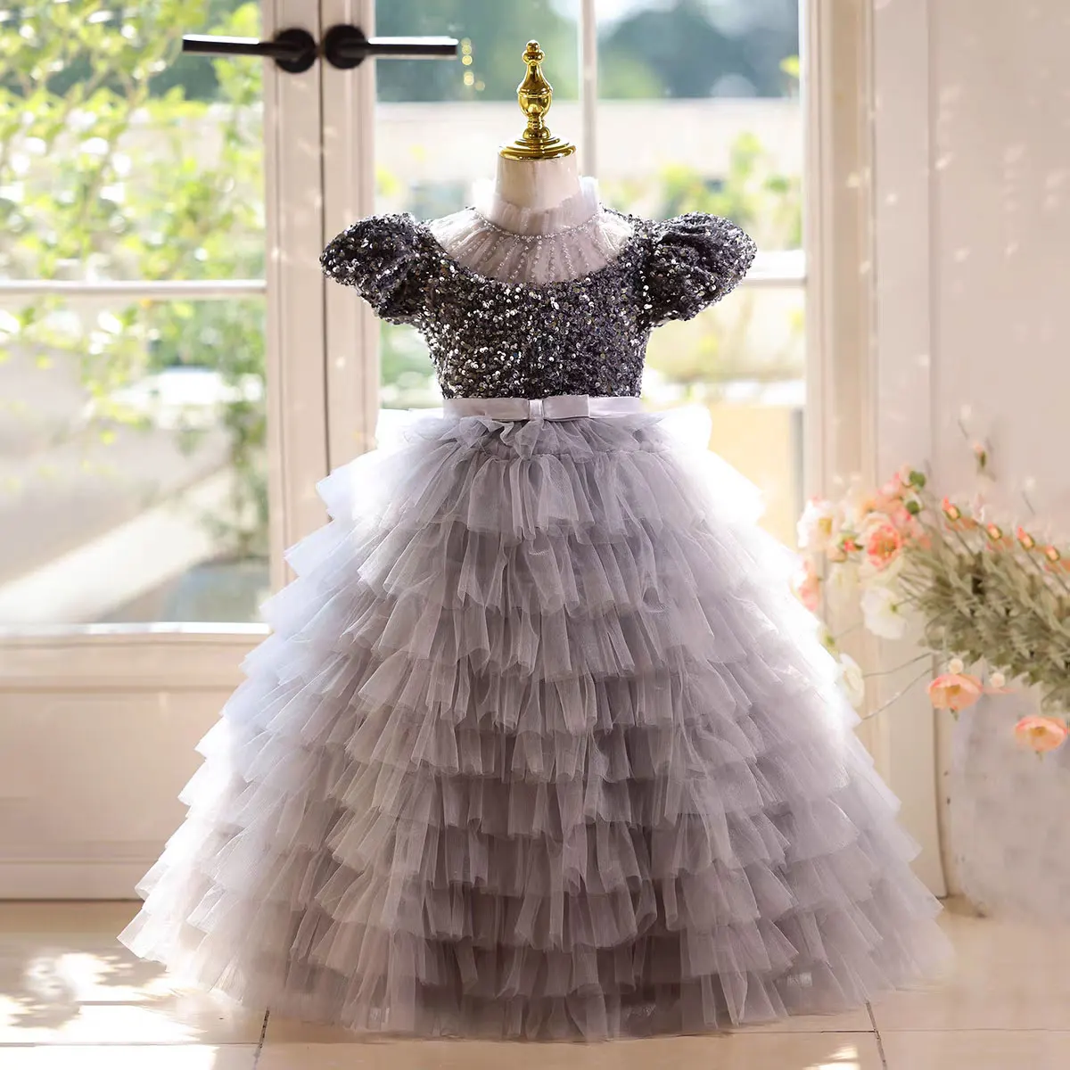 Dreamy Vow D184 Luxury Gilr Dress Gray High Neck Short Sleeve Appliques Princess for Kids Wedding Birthday Party Pageant Gown