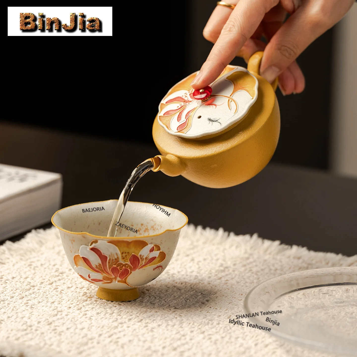 

120ml Hand-painted Ginkgo Teapot Creative Tea Infuser Pot Household Tea Maker Kettle With Strainer Tieguanyin Cha Supplies Gift