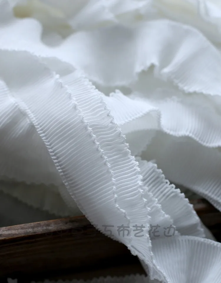3 Meters Exquisite White Lace Ribbon fabric  Ruffle Trim Collar Sewing Clothing Skirt Headwear Guipure Decoration