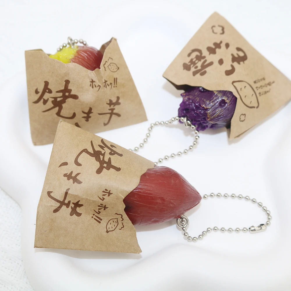Llavero realista de patata dulce asada: divertido juguete de comida, colgante de ñame morado, lindo regalo para Navidad y cumpleaños