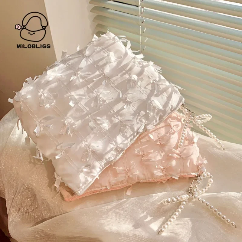 

1 Piece Chic Lace Makeup Pouch for Girl Korean Fashion Bow Lipstick Earphone Phone Storage Bag Portable Tampon Student Bag