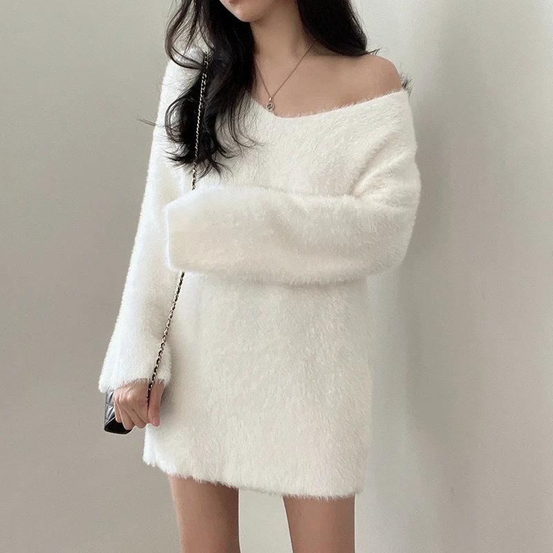 Chic Autunno Inverno Pigro Sle Maglione lavorato a maglia di media lunghezza Oulder-Bared Grande V-Ne Pelliccia sintetica Faion da donna Coreano Vestibilità ampia