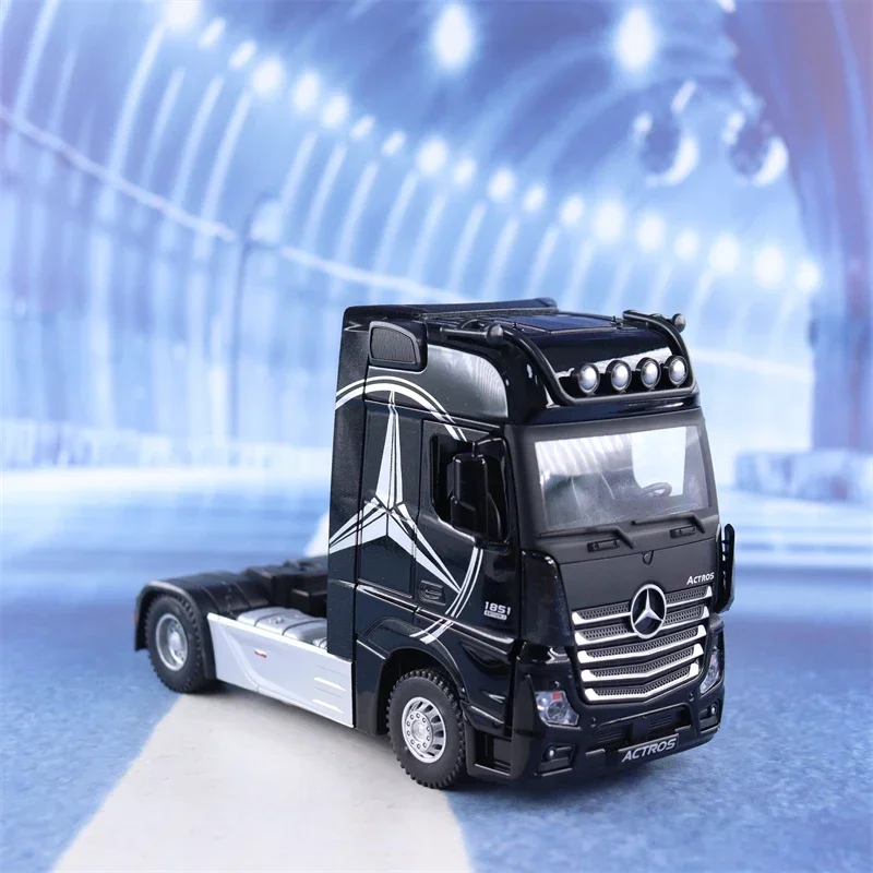 1:36 Mercedes-Benz ACTROS truck Simulation Diecast Metal Alloy Model car Sound Light Pull Back Collection Kids Toy Gifts A561