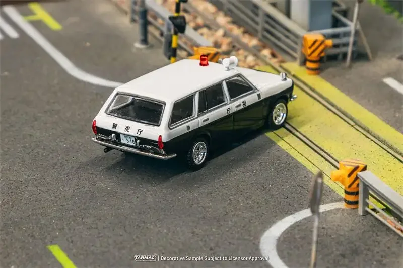 **Pre-Order** Tarmac Work 1:64 Datsun Bluebird 510 Wagon Japan Police Car Diecast Model Car