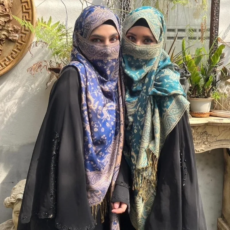 Ladies' Cashew Jacquard Hanging Beard Tassel Scarf For Spring And Summer Ethnic Style Tourism, Wearing Windproof Shawl Outside