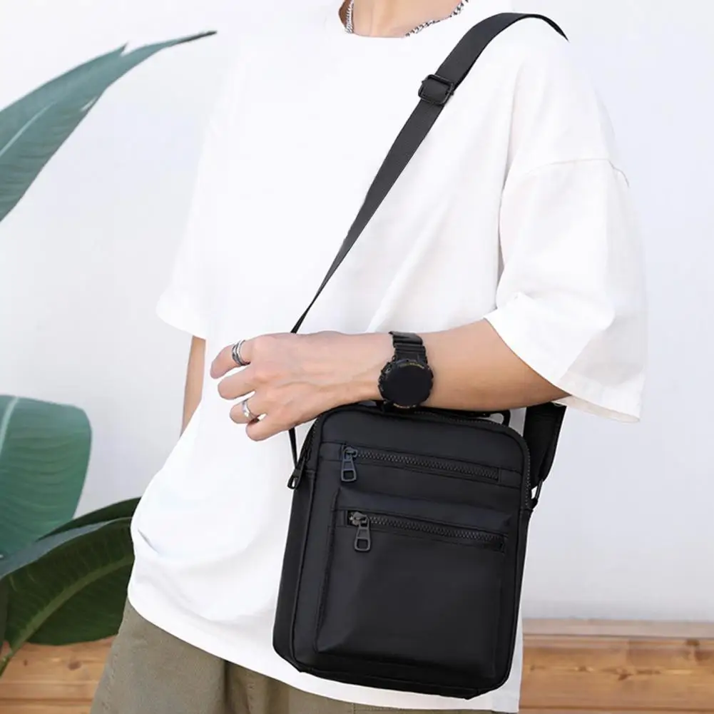 

Men Single Shoulder Bag Waterproof Large Capacity Zipper Pockets Crossbody Bag Portable Adjustable Straps Male Women Bag