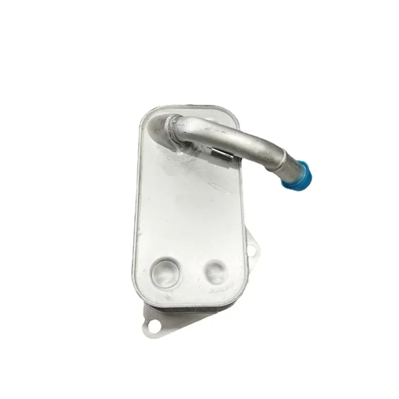 

Engine Oil Cooler 11427525333 For BMW E60 E61 E70 Series: 1 2 3 5 6 7 X1 X3 X5 X6 Z4 128i 320i 525i X3 Z4