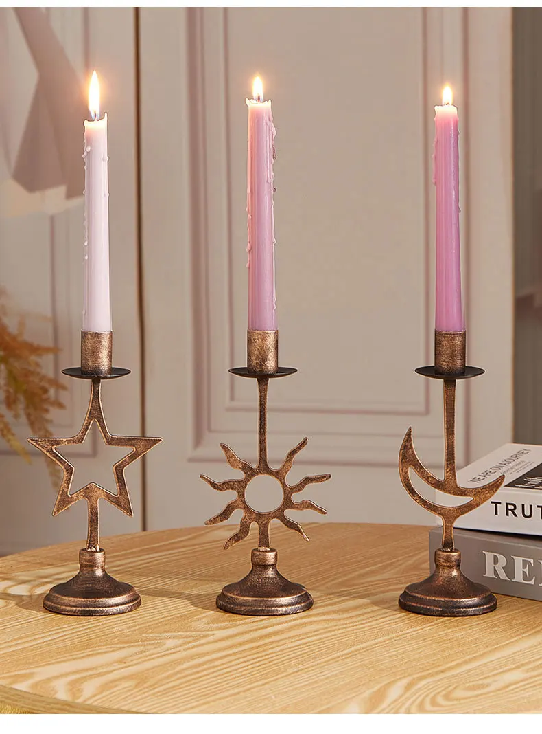 

HYS retro wrought iron candlestick ornament romantic atmosphere dining table candlelight dinner simple modern candlestick holder