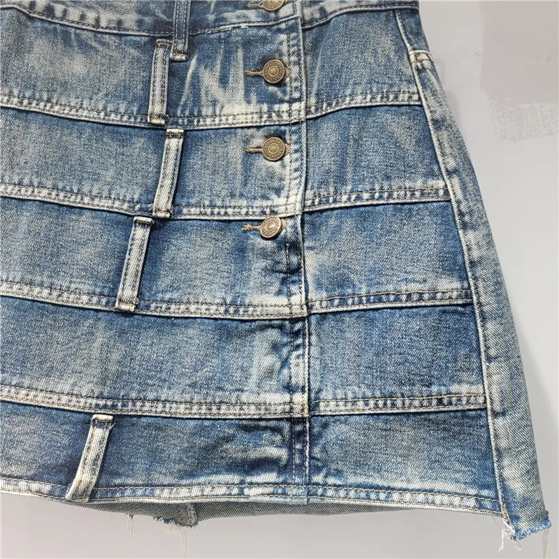 WTHT, nueva moda, faldas vaqueras a rayas lavadas para mujer, moda de verano 2025, falda acampanada de cintura alta con una hilera de botones para mujer 1LS2018