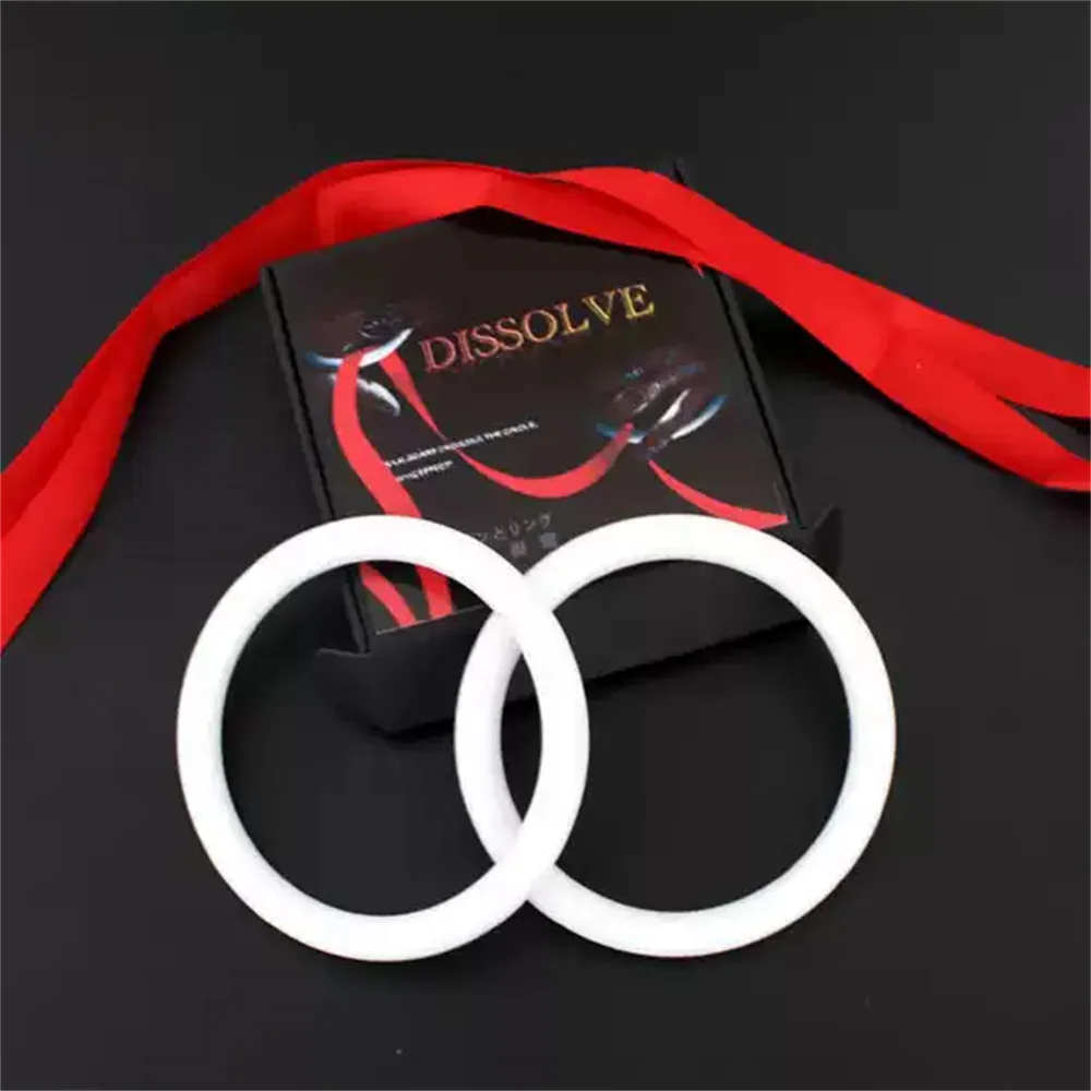 プロ仕様のシルクスカーフをリングを通してマジックを演出 - ステージ、クローズアップ、パーティーのパフォーマンスに最適な瞬間的視覚的貫通イリュージョン