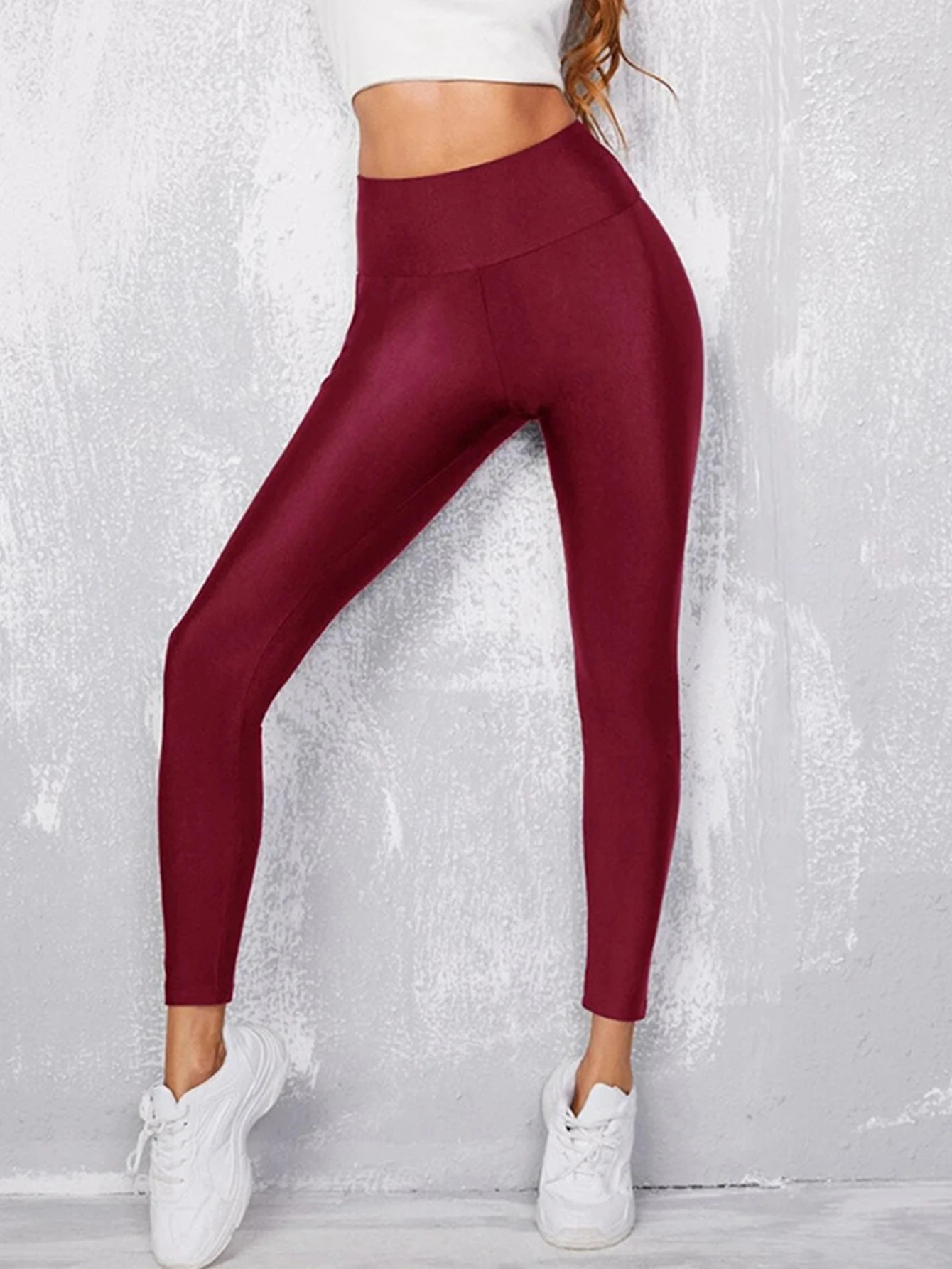 Casual Full-Length Straight Leggings Mid Waist Trousers Comfortable Basic Design Women's Bottom Wear Fashionable Leggings