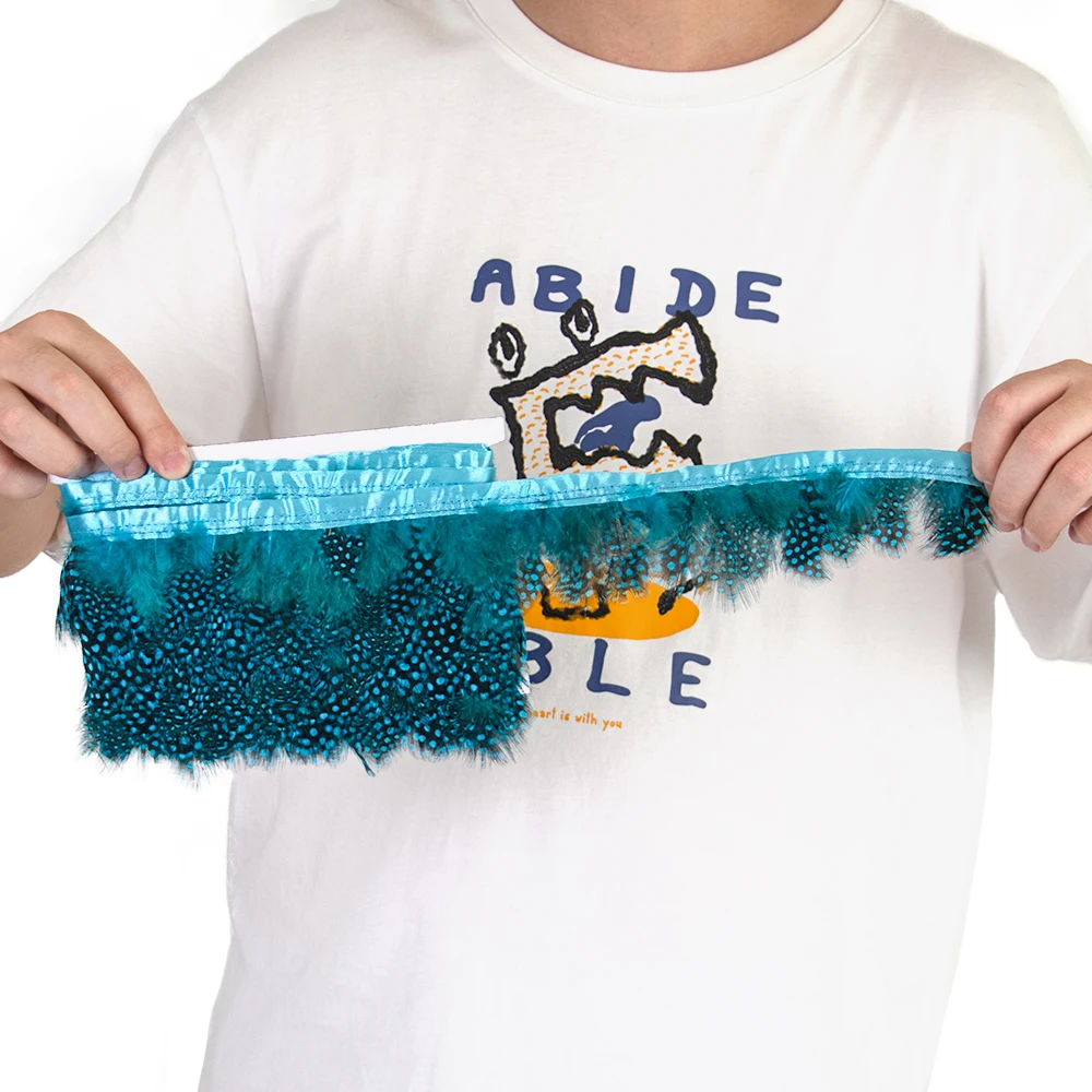 1M gefärbtes blaues Perlenfederband mit gefleckten Fasane- und Hühnerfedern für Party-, Karnevalskleidung, Näharbeiten und Dekorationen
