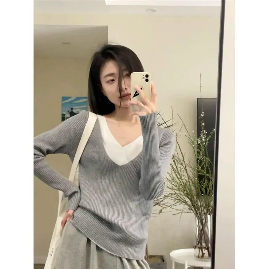 

Color Block Long Sleeve Knitted Sweater Women's Autumn Winter Slim Fit V Neck Pullover Top Retro Design Sensation Fashionable