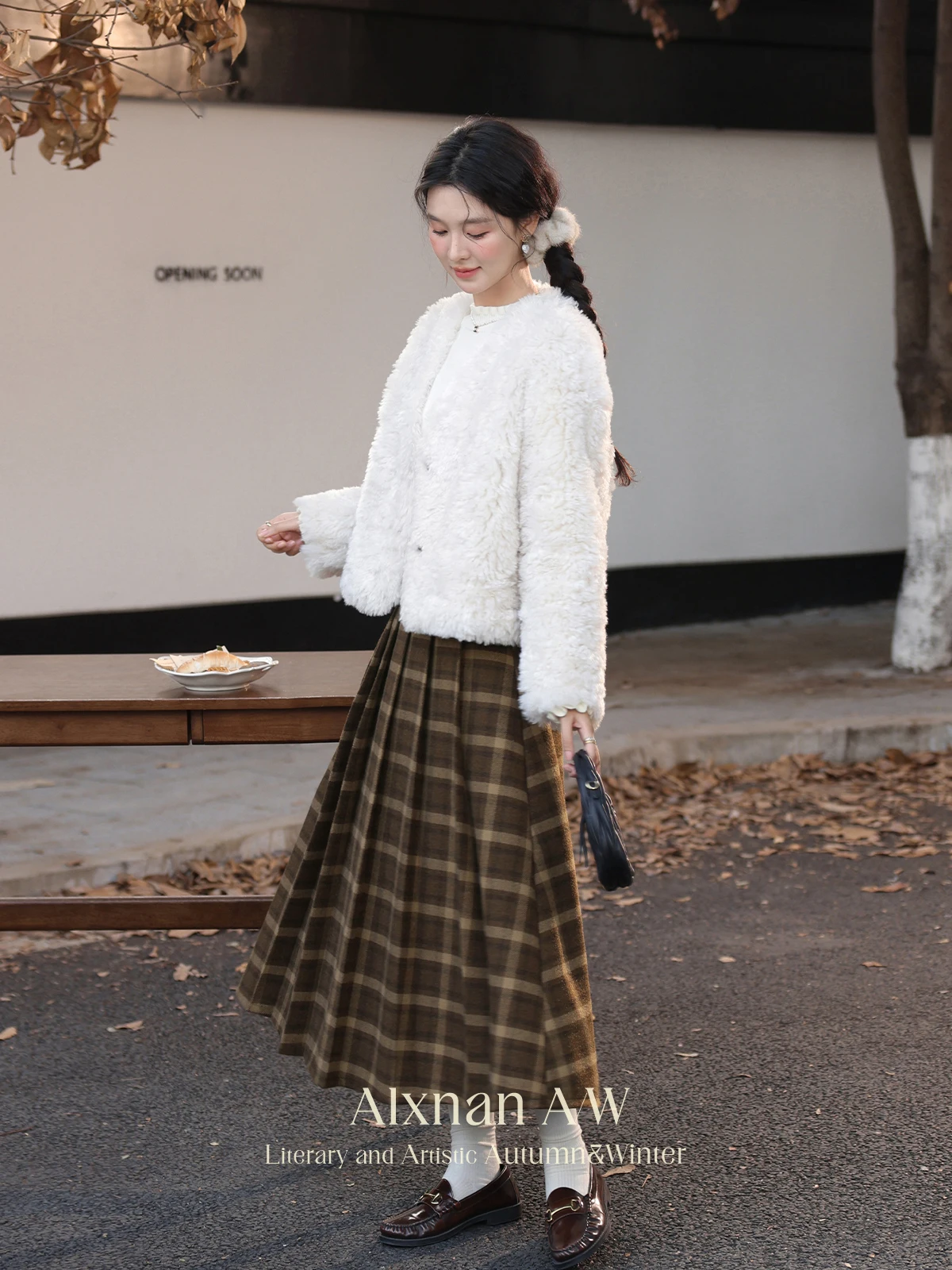 暖かい格子柄スカート レディース カジュアル ミッドウエスト Aライン シルエット おしゃれ 細見え 冬 2025 新作 Deer South