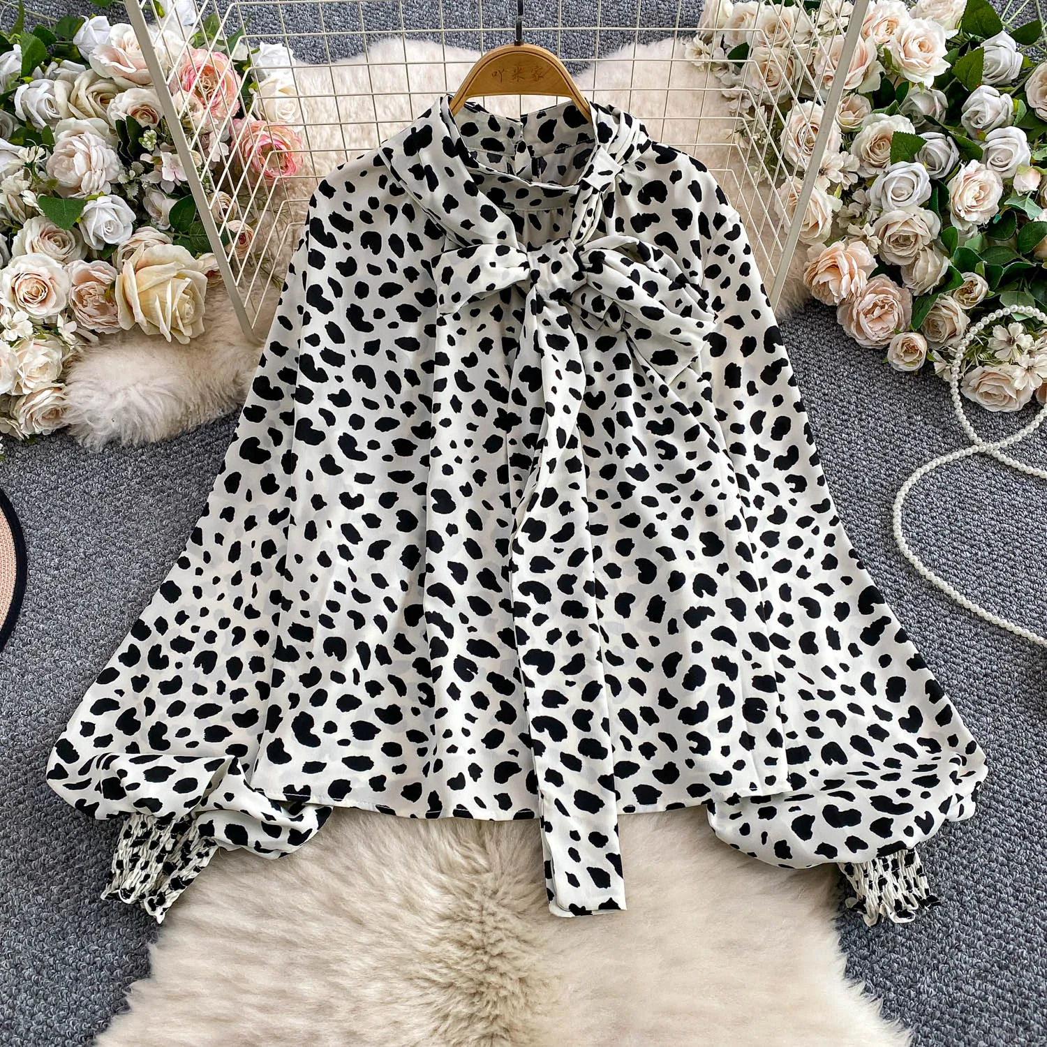 

SuperAen элегантные топы с v-образным вырезом и рукавами-фонариками в европейском и американском стиле для женщин, осенняя повседневная свободная футболка с леопардовым принтом