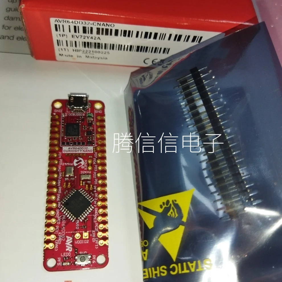 Spot EV72Y42A AVR64DD32 named Nano Evaluation development board