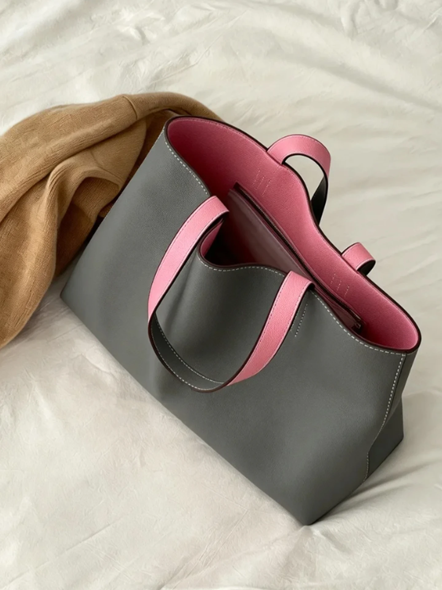 borsa-tote-grigia-versatile-grande-capacita-da-donna-2026-nuova-sensazione-di-lusso-elegante-borsa-a-spalla-sottobraccio-estiva
