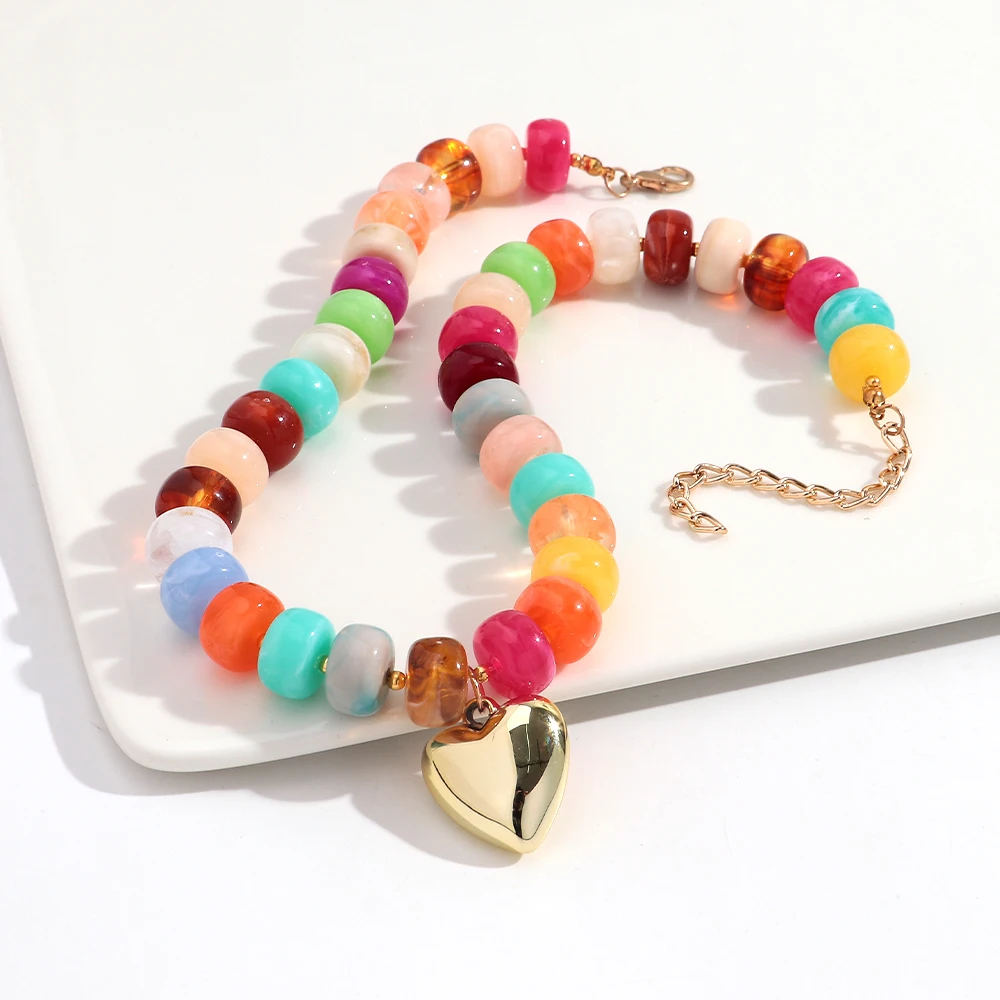 Boho Bunte Acryl Flache Runde Perlen Herz-Anhänger Halskette Geometrische Liebesherz Perlen-Choker Trendiger Schmuck Geschenke – Detail 10
