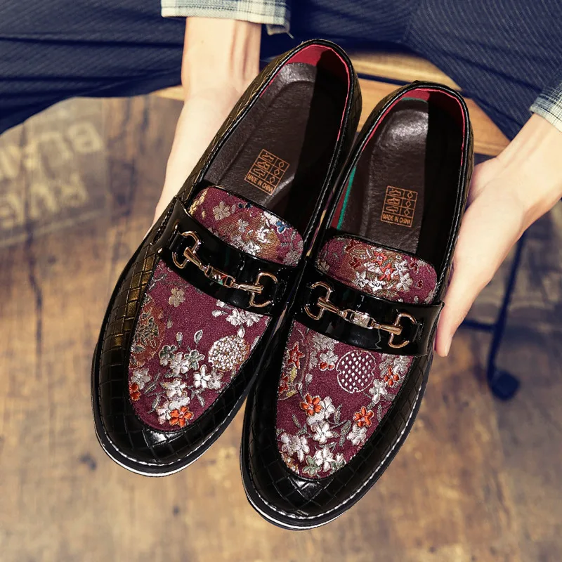 

Brand Men Leather Shoes Luxury Print Dress Shoes High Quality Slip on Men Loafers Fashion Designer Party Wedding Footwear 38-50