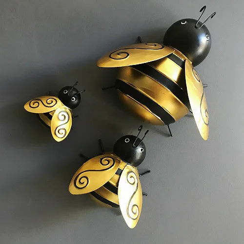 3D Wall Hanging Insect Metal Bees Sculpture Decoration Home Living Room TV Background Spider Bar Wall Decoration Bee Statues