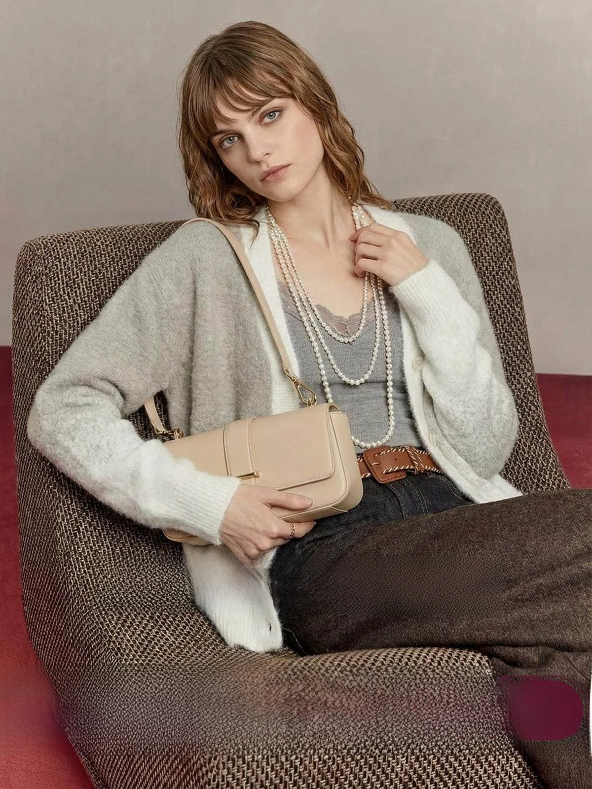 

ay White adient Loose Knitted Sweater Women's Faion Ele Sle Long Sve Cardigan Uncle Brand Autumn Wear