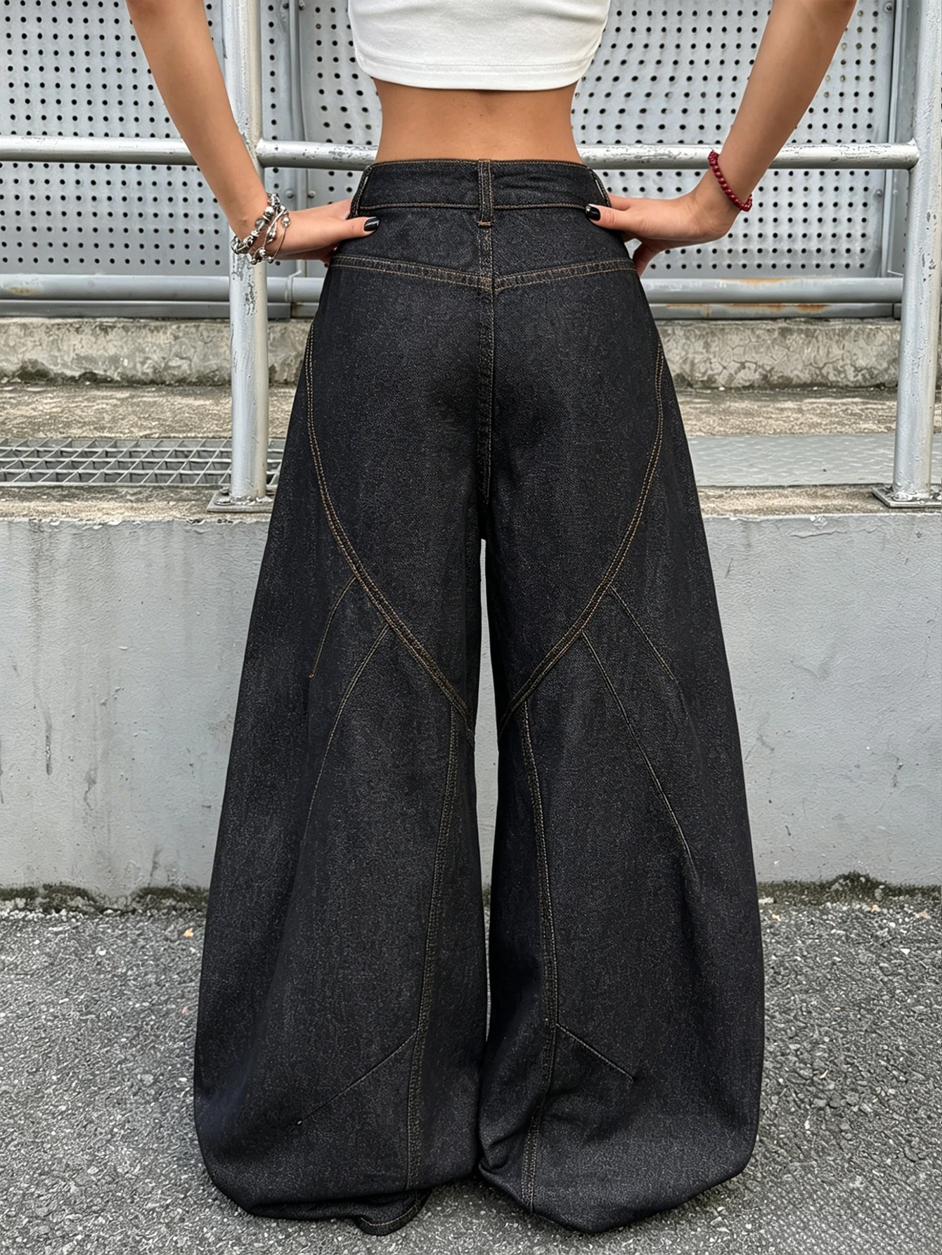 American High Waisted Curved Knife Wide Leg Open Line Segmentation Side Buckle Deconstruction Of High Street Jeans