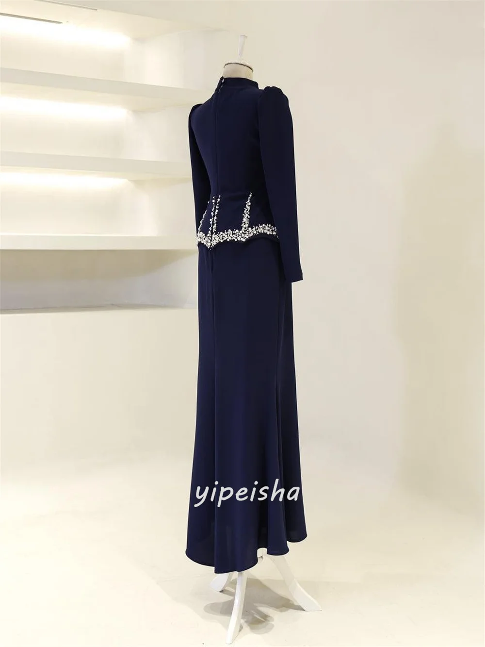 Customized Modern Style Elegant Jersey Rhinestone Ruched Straight High Collar Long Dresses Bespoke Occasion Dresses Formal Retro