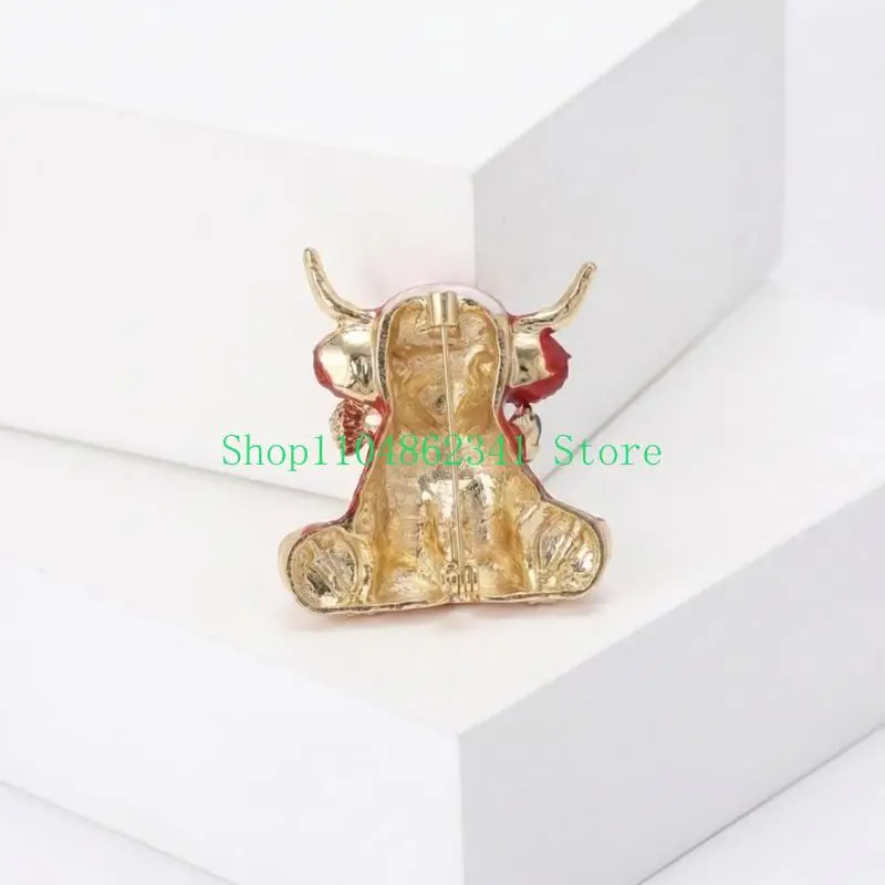 652F Highland Cow Brooch Alloy Animal Pin For Women Men Fashion Accessory