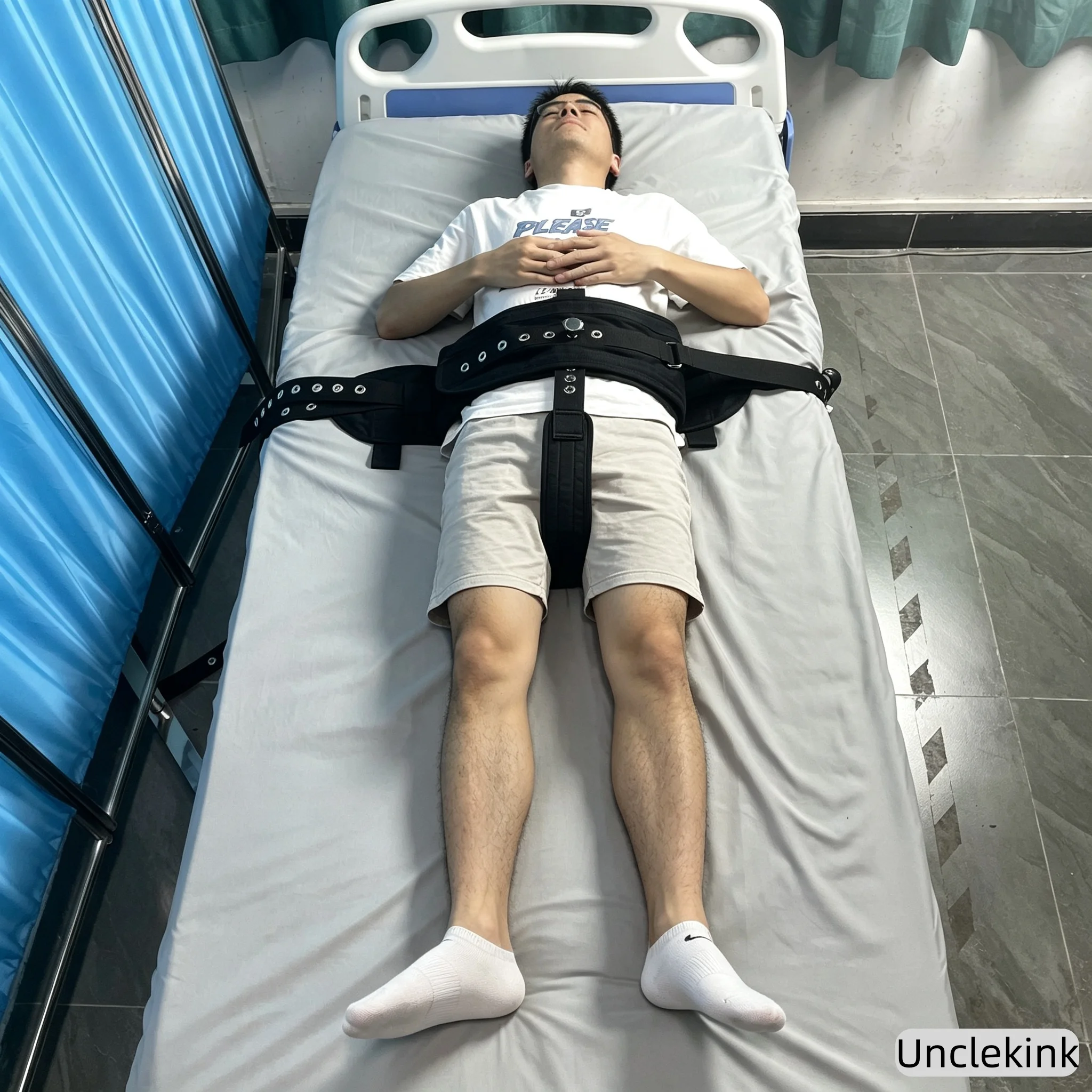 Hospital Bed Patient Restraint Belt Adjustable Waist Crotch Restraint Strap Medical Abdominal Fixing Belt for Restless Patients