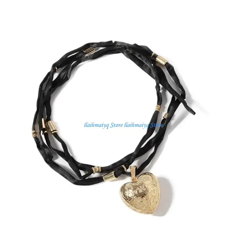 

573B Elegant Fabric Rope Necklace Engraved Heart Pendant Handmade Choker for Women