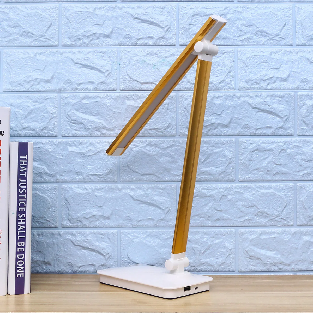 

Adjustable 3-Level Brightness Foldable Led Touch Control Usb Table Lamp Eye-Protection Desk Light For Home Office School Golden