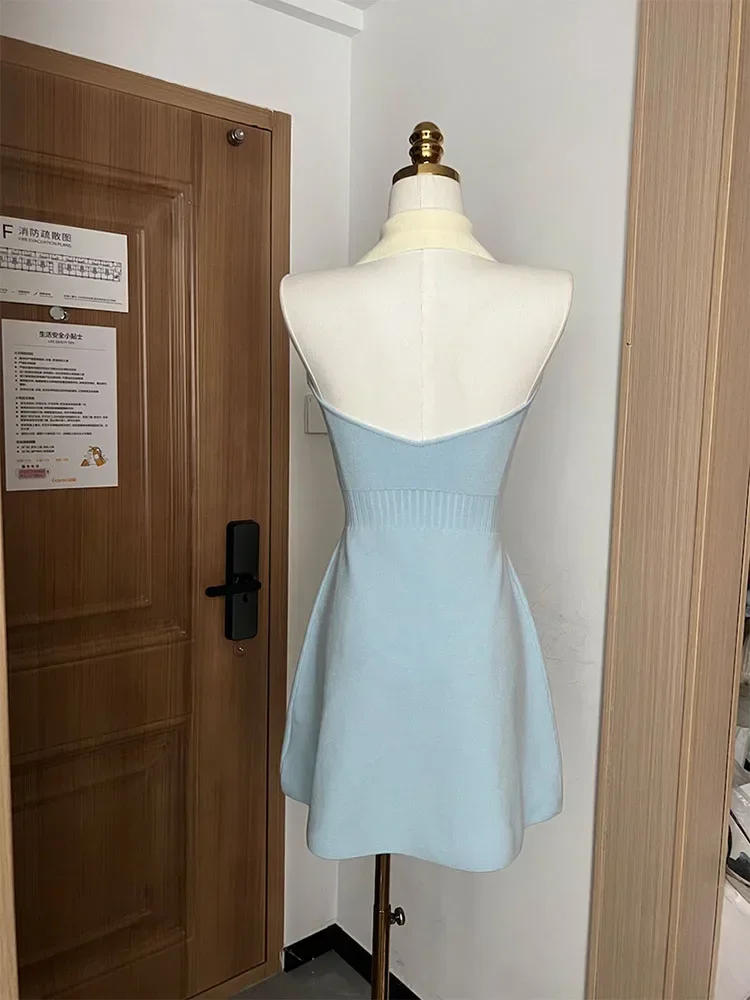 Vestido de fiesta azul con cuello en V para primavera y verano, vestido acampanado con hombros descubiertos, ropa de calle sin mangas, vestido de noche ajustado Sexy a la moda elegante