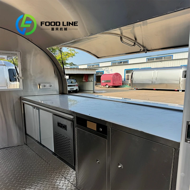Small Round Mirror Finished Food Truck Multifunctional Street Catering Cart New Arrival Customized